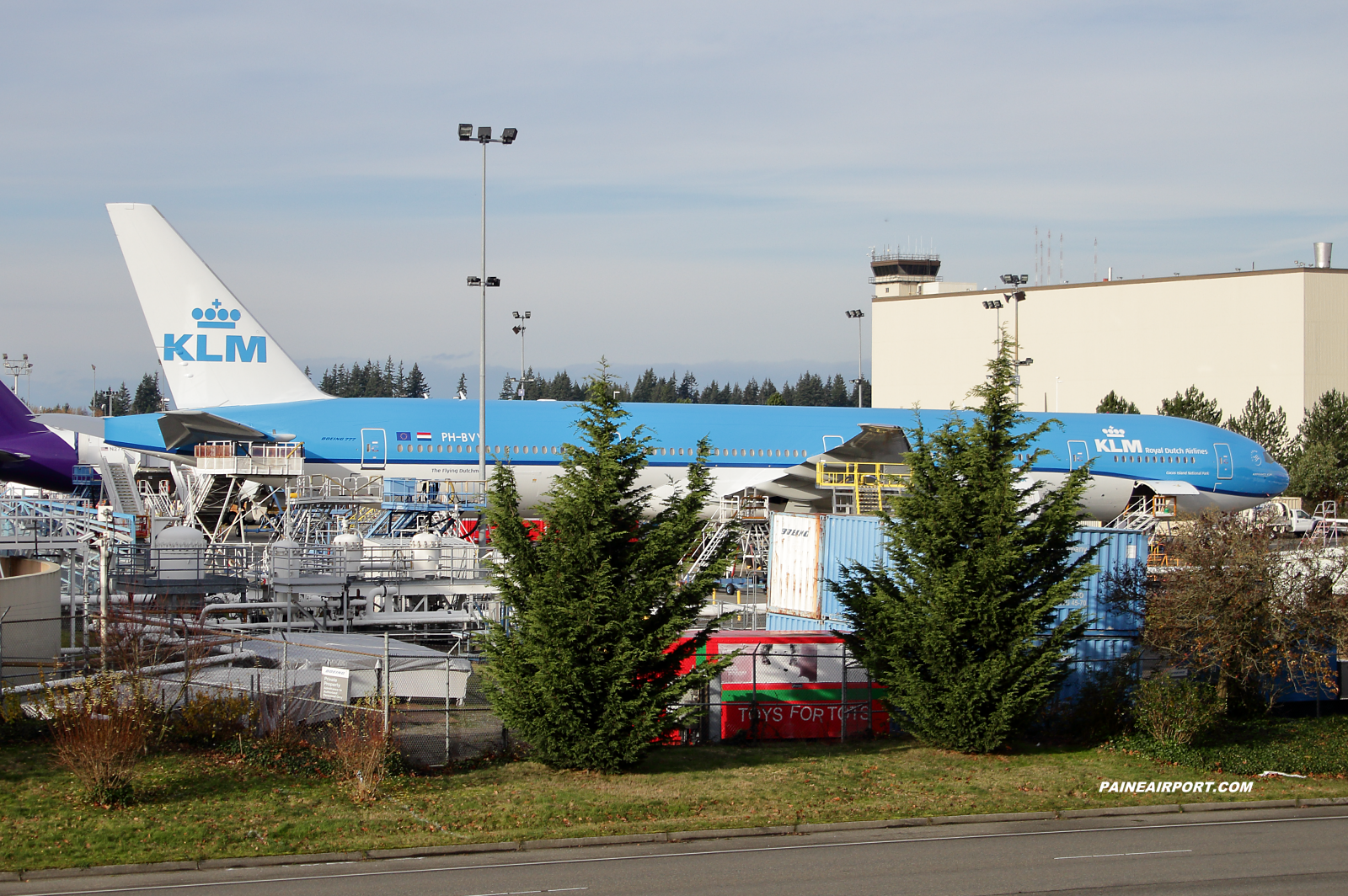 KLM 777 PH-BVV at KPAE Paine Field