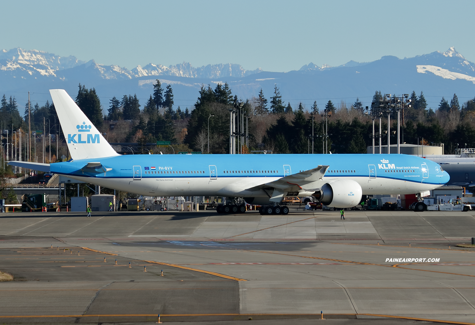 KLM 777 PH-BVV at KPAE Paine Field