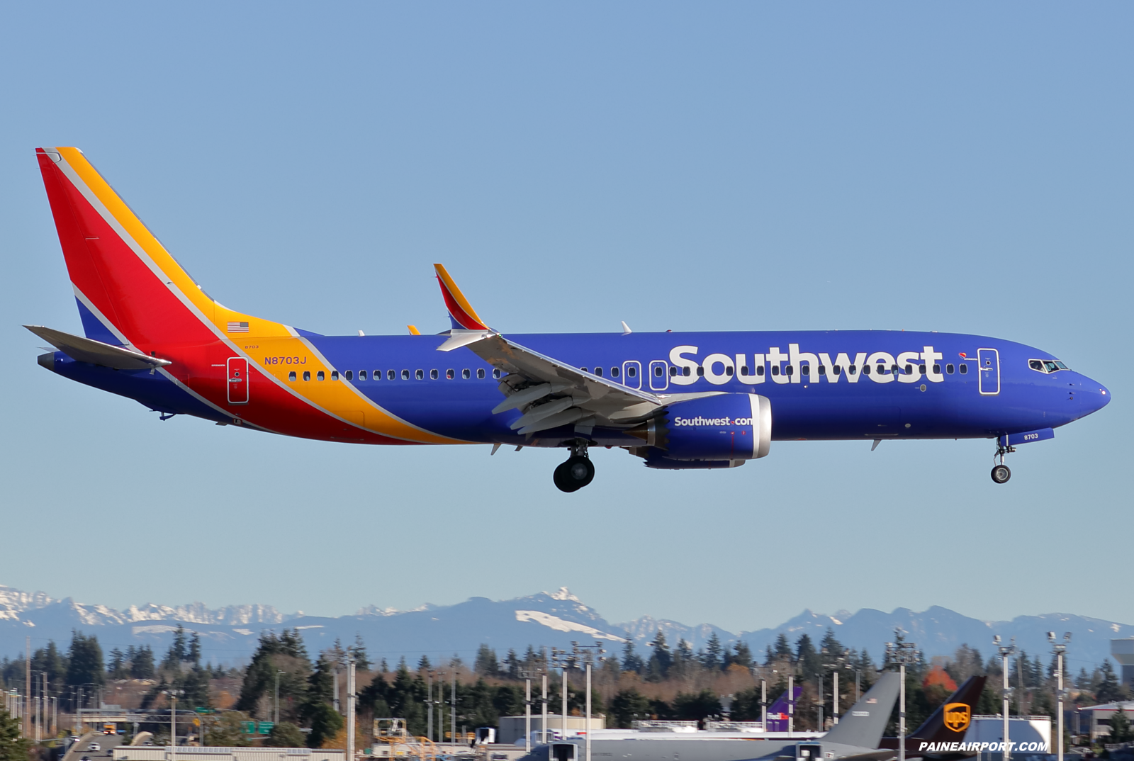 Southwest Airlines 737-8 N8703J at KPAE Paine Field