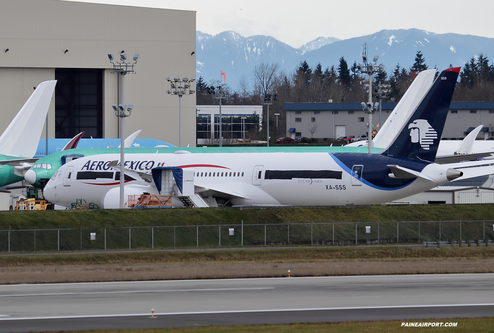 Aeromexico 787-9 XA-SSS  at KPAE Paine Field