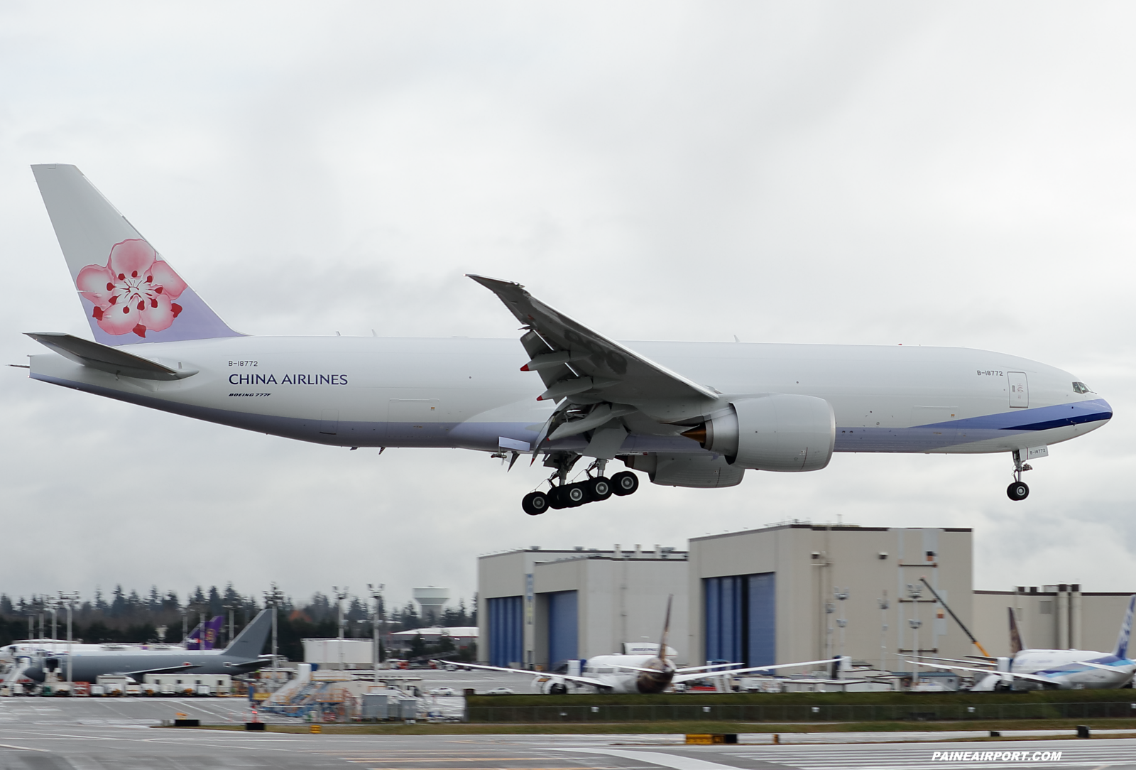 China Airlines 777F B-18772 at KPAE Paine Field