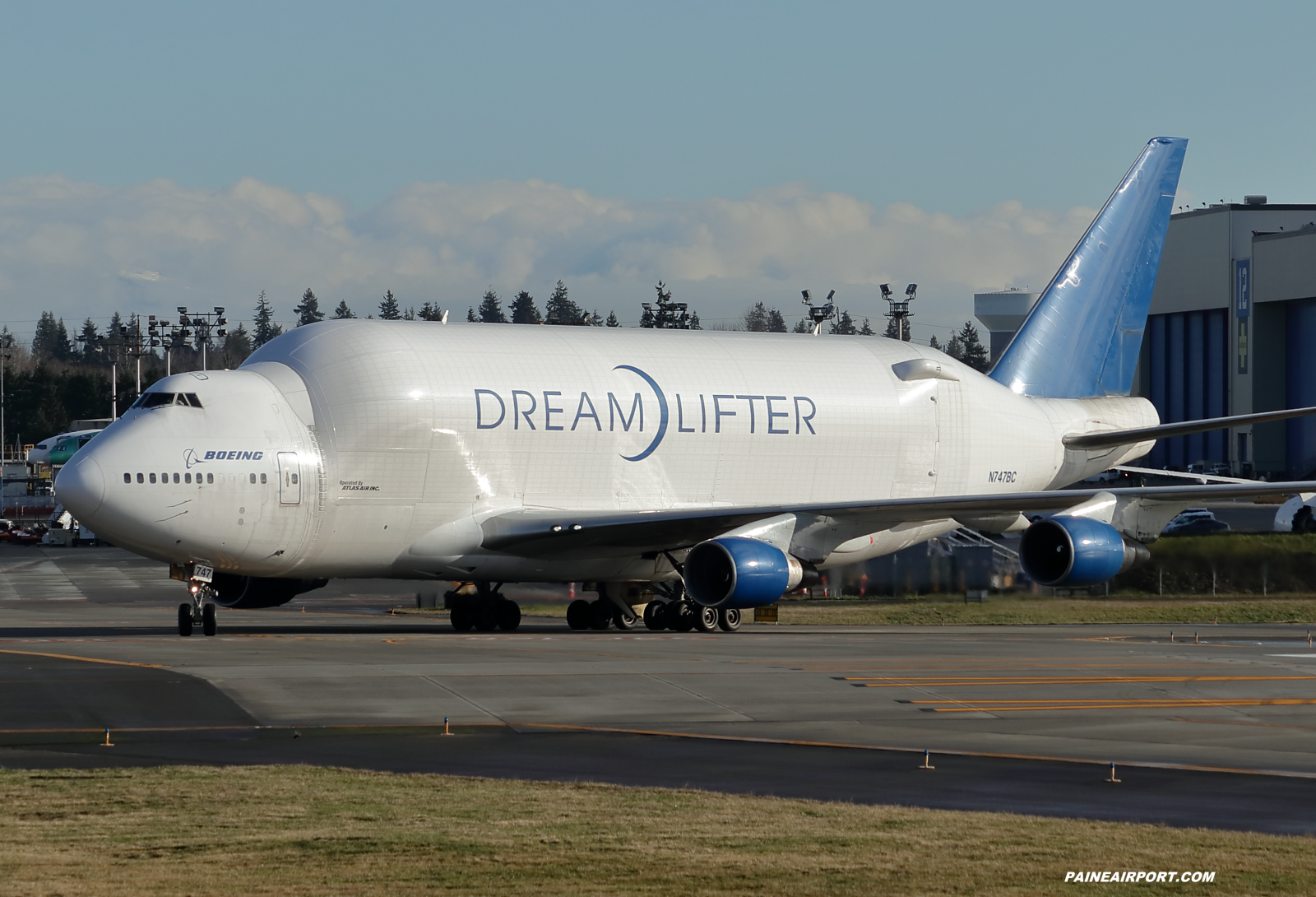 N747BC at KPAE Paine Field