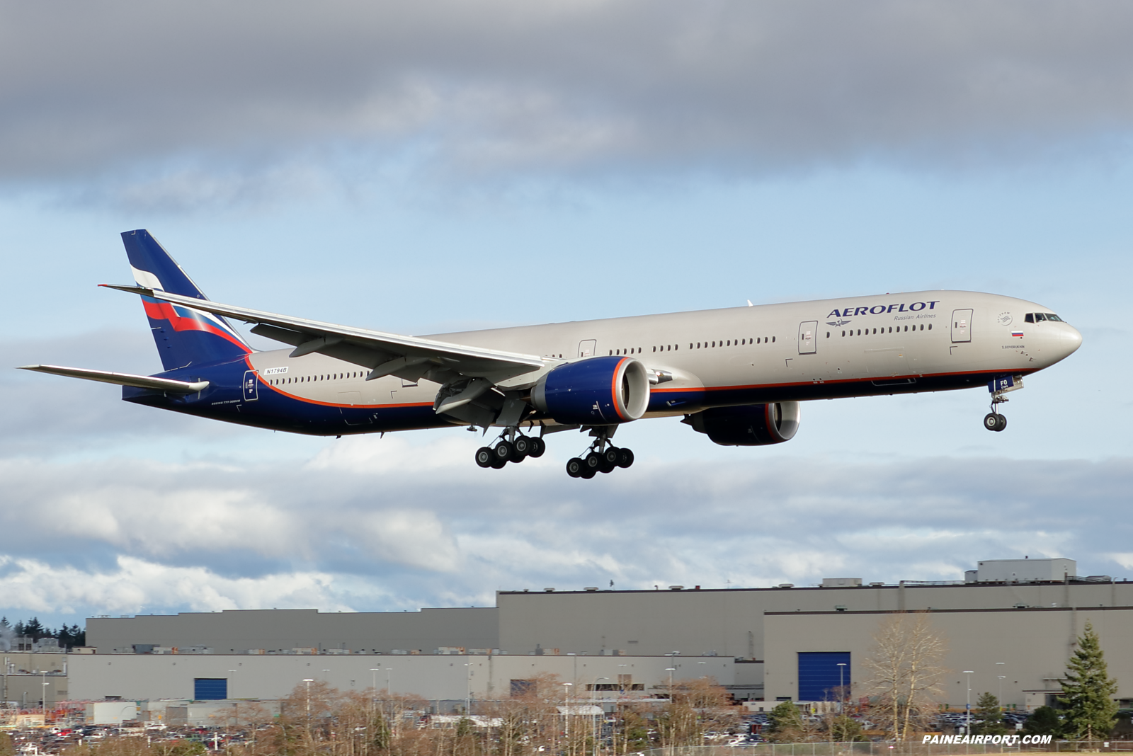 Aeroflot 777 VQ-BFO at KPAE Paine Field