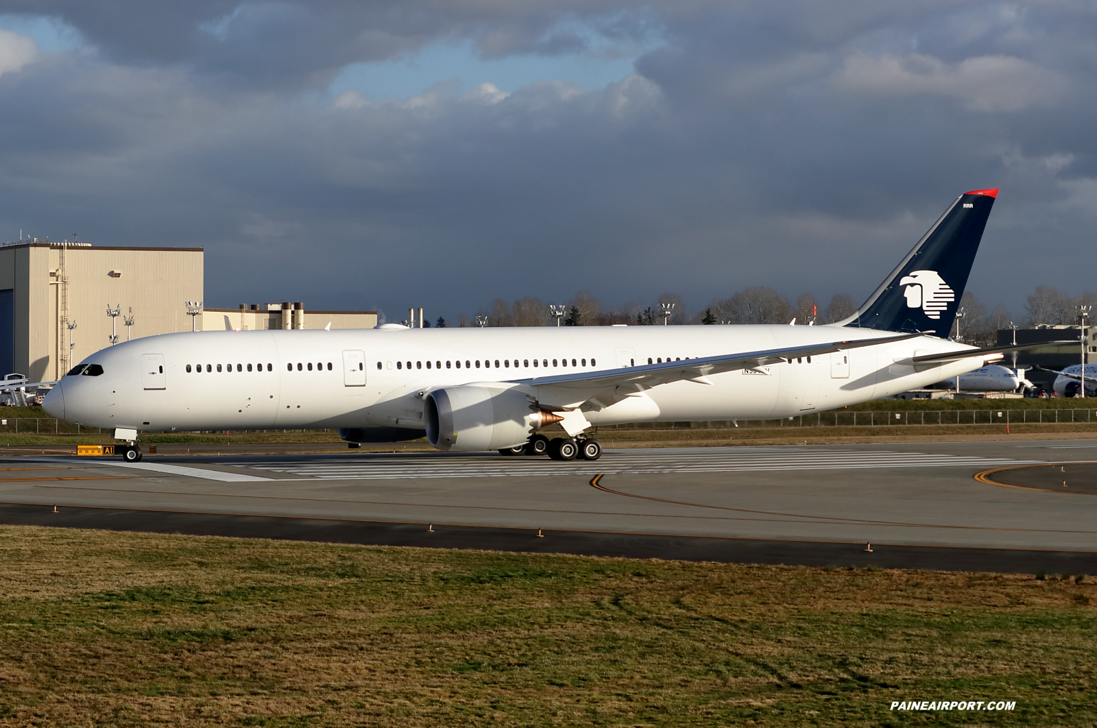 Aeromexico 787-9 XA-RRR at KPAE Paine Field