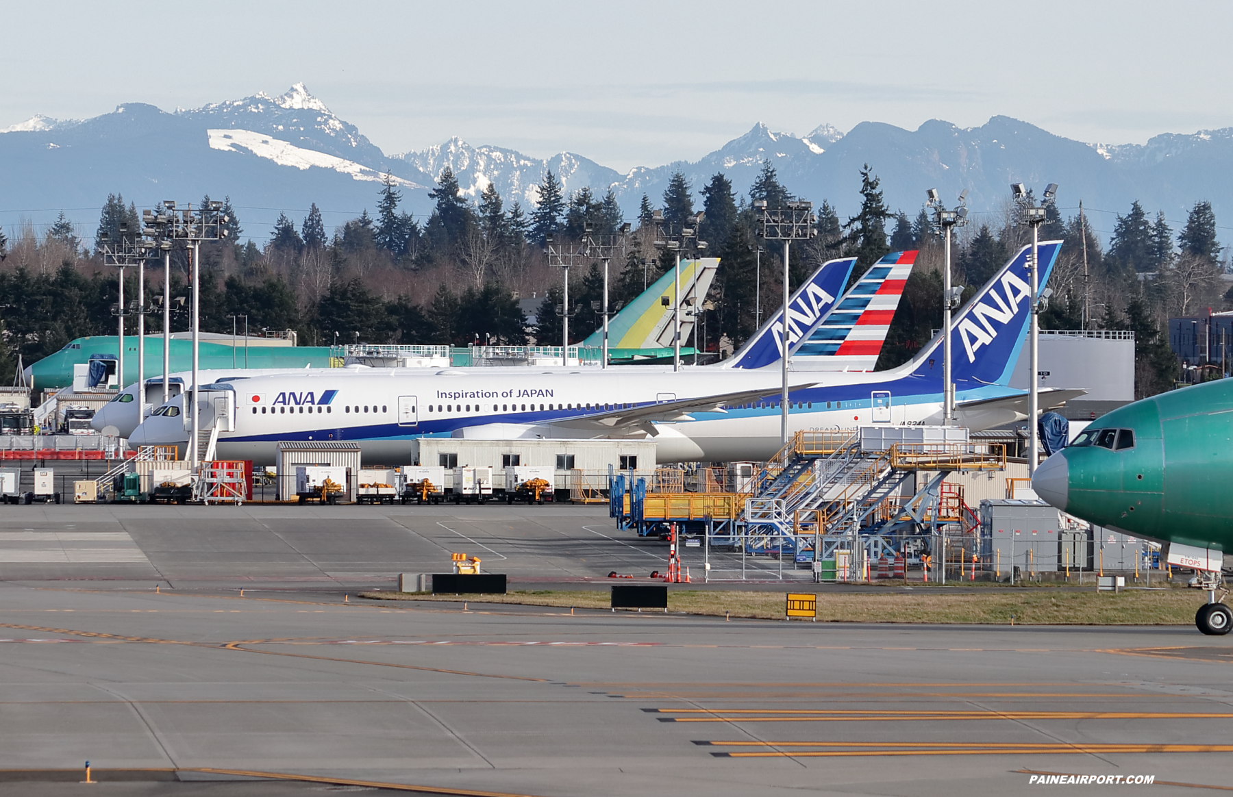 UPS 747-8F at KPAE Paine Field