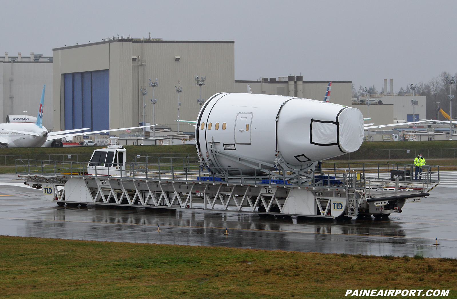 787-9 line 1095 at KPAE Paine Field 