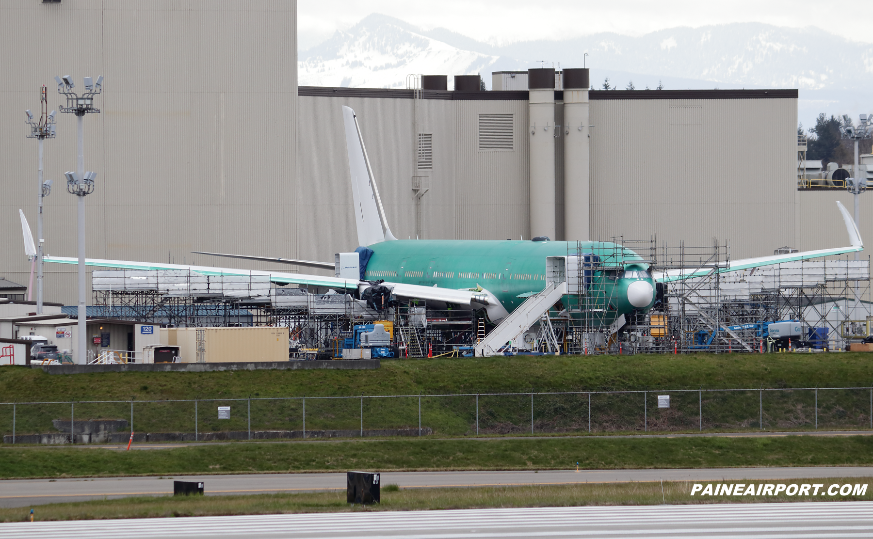 777-9 line 1615 at KPAE Paine Field