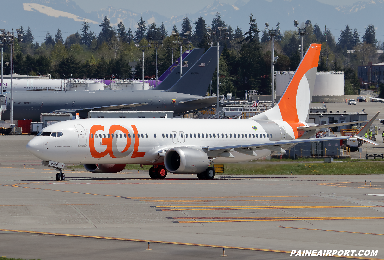 GOL 737 PR-XMO at KPAE Paine Field