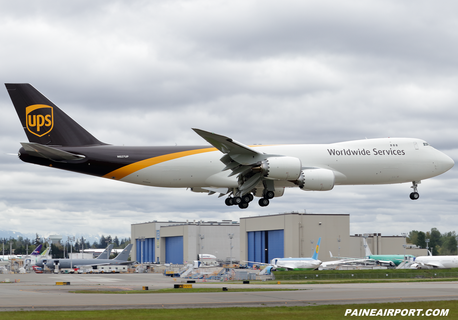 UPS 747-8F N627UP at KPAE Paine Field