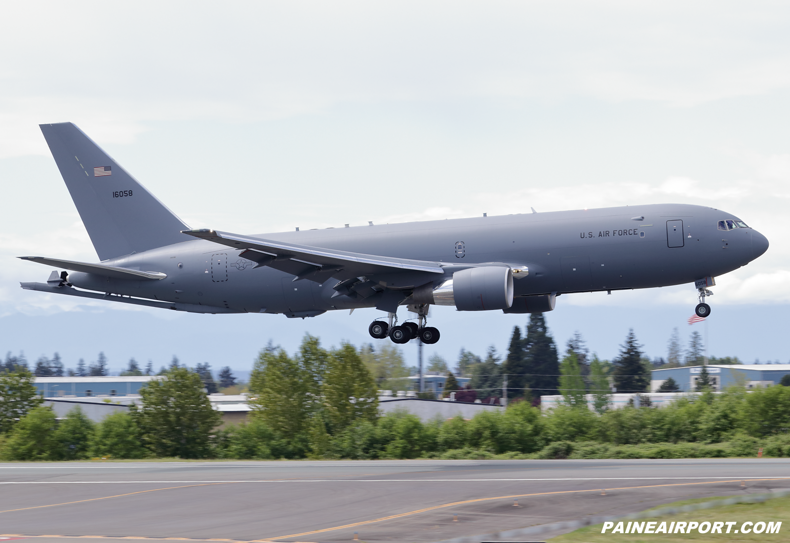 KC-46A 19-46058 at KPAE Paine Field