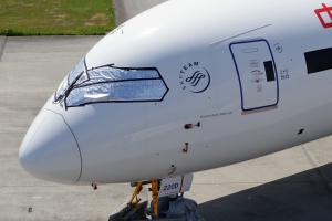 China Eastern 787-9 B220D