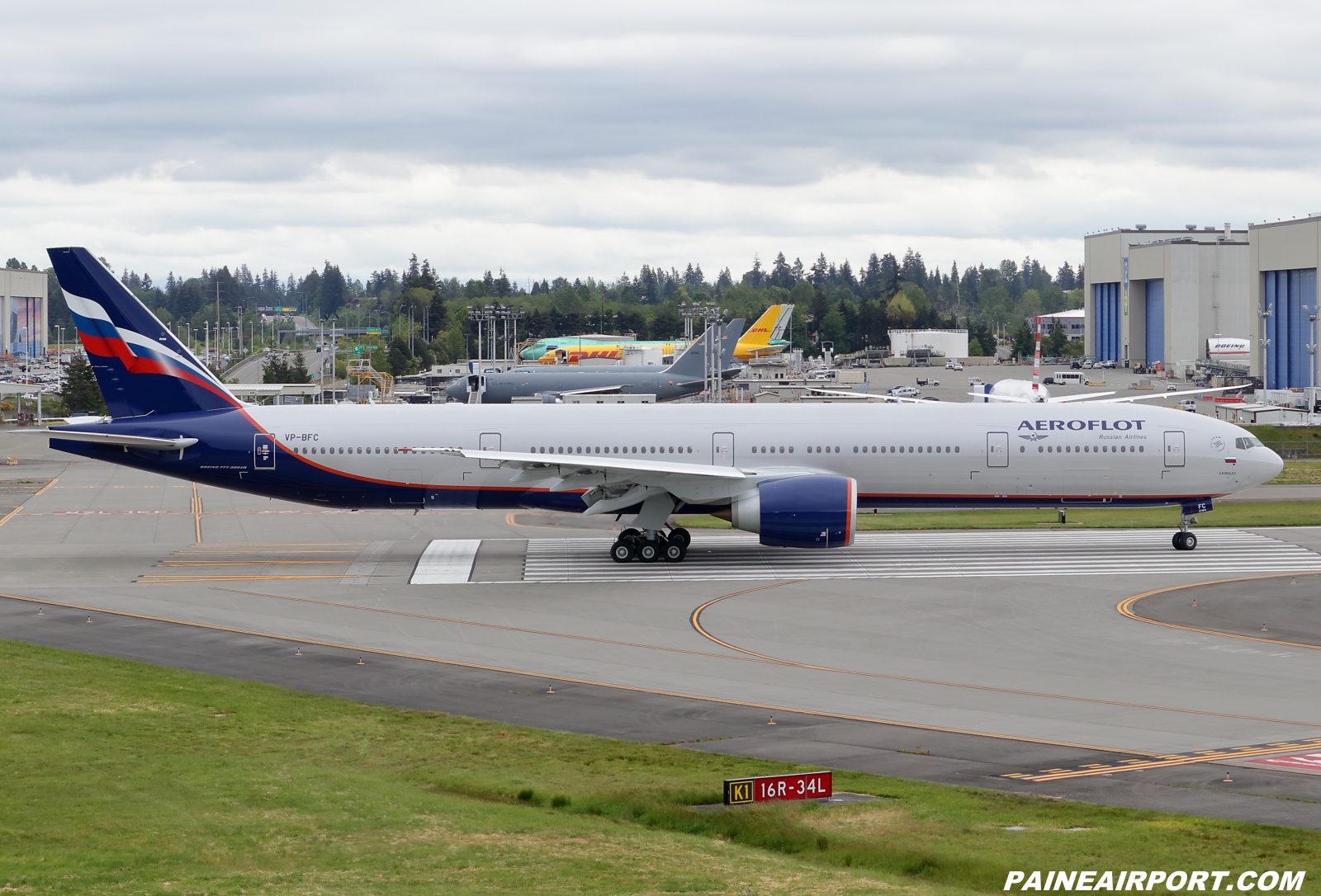 Aeroflot 777 VP-BFC at KPAE Paine Field