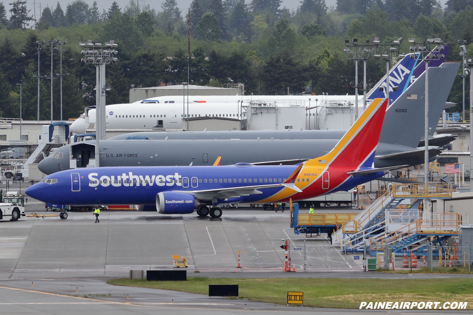 Southwest Airlines 737 N8816Q at KPAE Paine Field