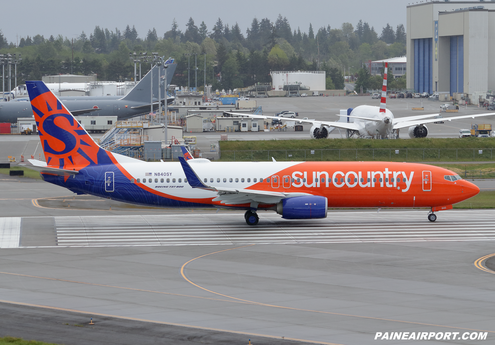Sun Country Airlines 737 N840SY at KPAE Paine Field