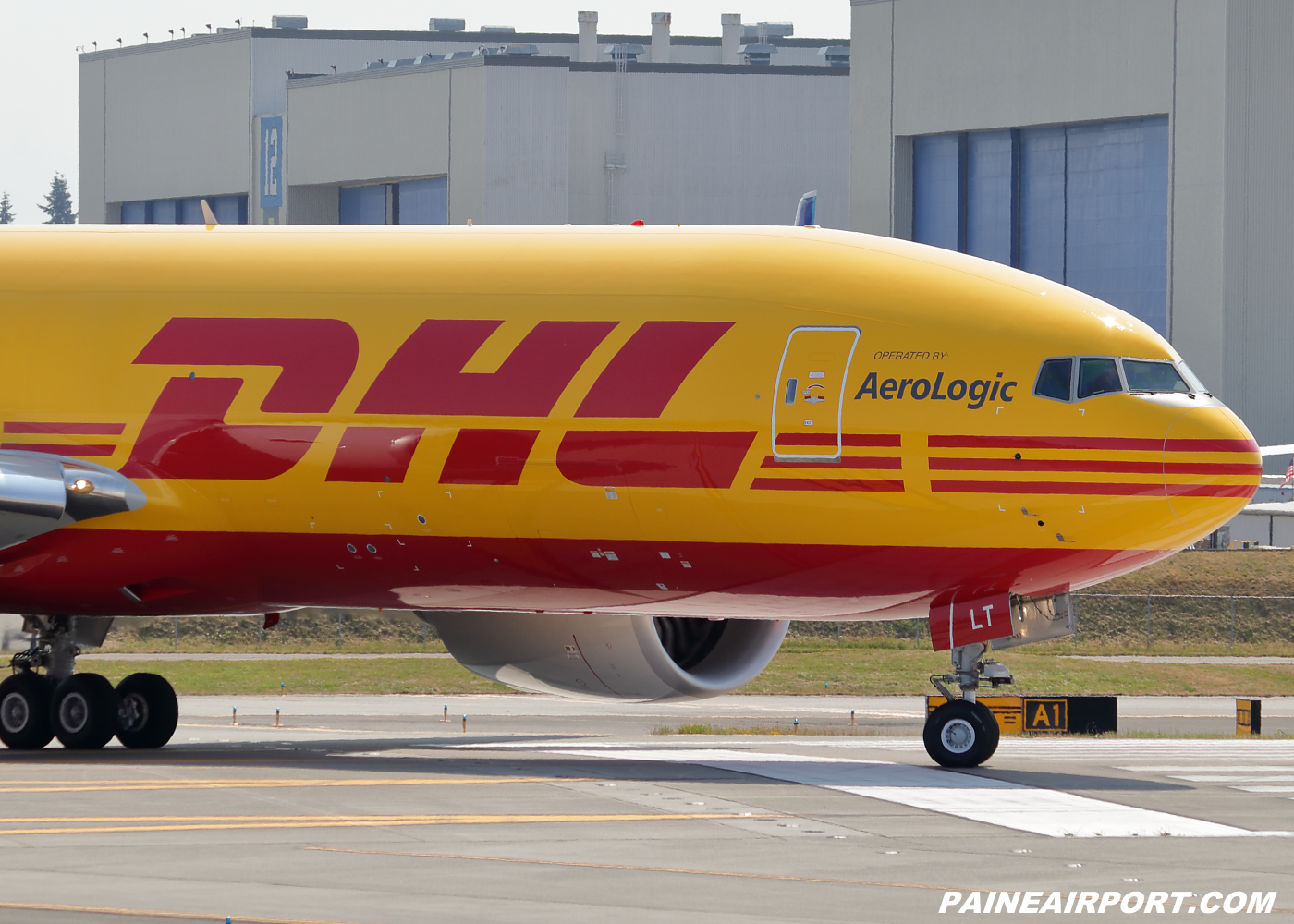 DHL 777F D-AALT at KPAE Paine Field 