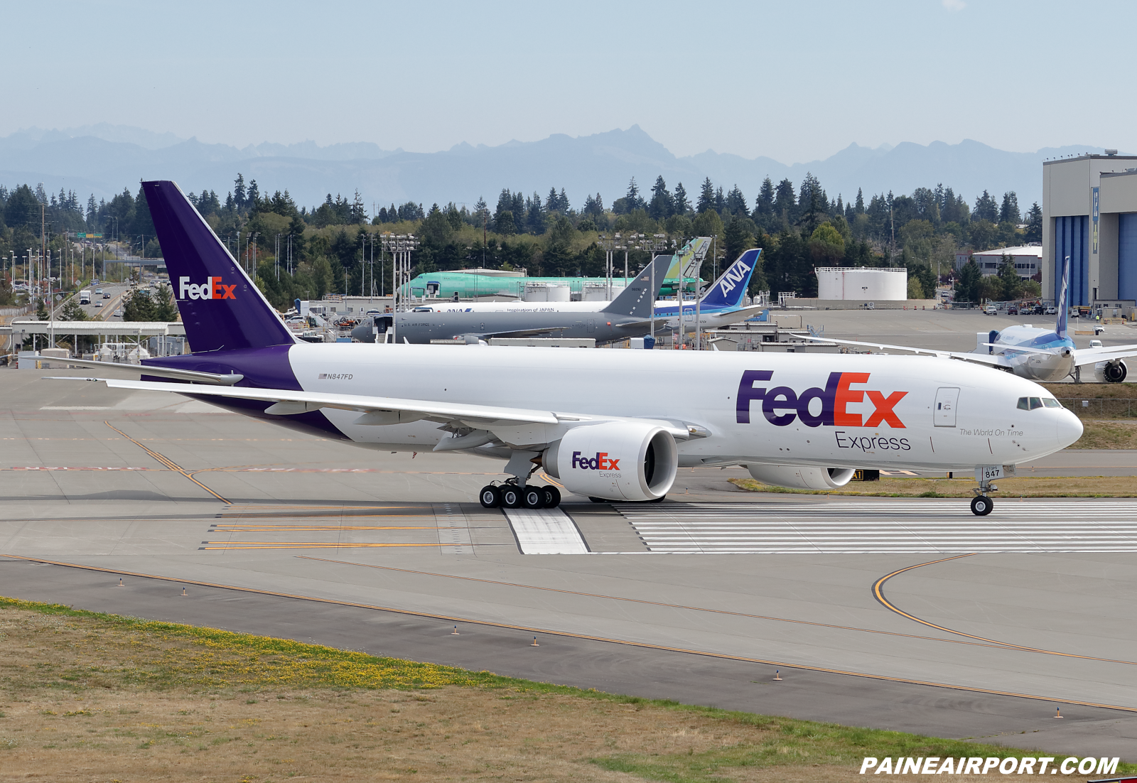 FedEx 777F N847FD at KPAE Paine Field
