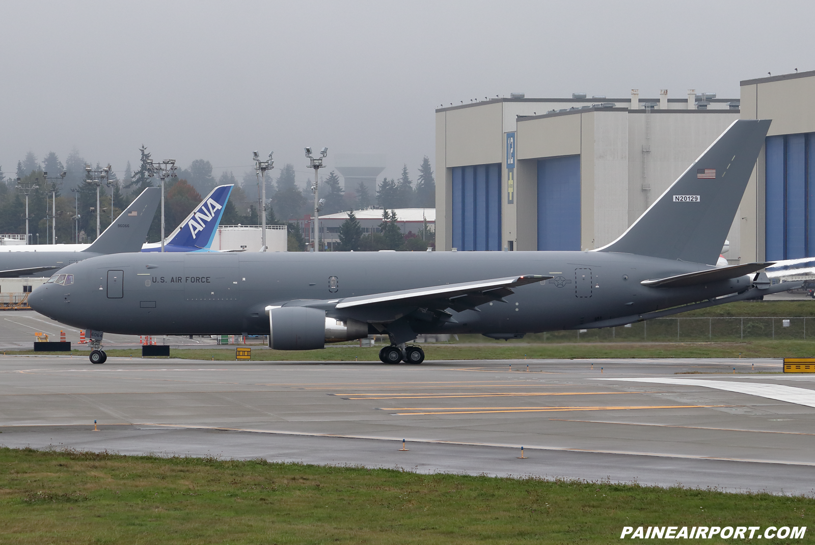 KC-46A 19-46064 at KPAE Paine Field