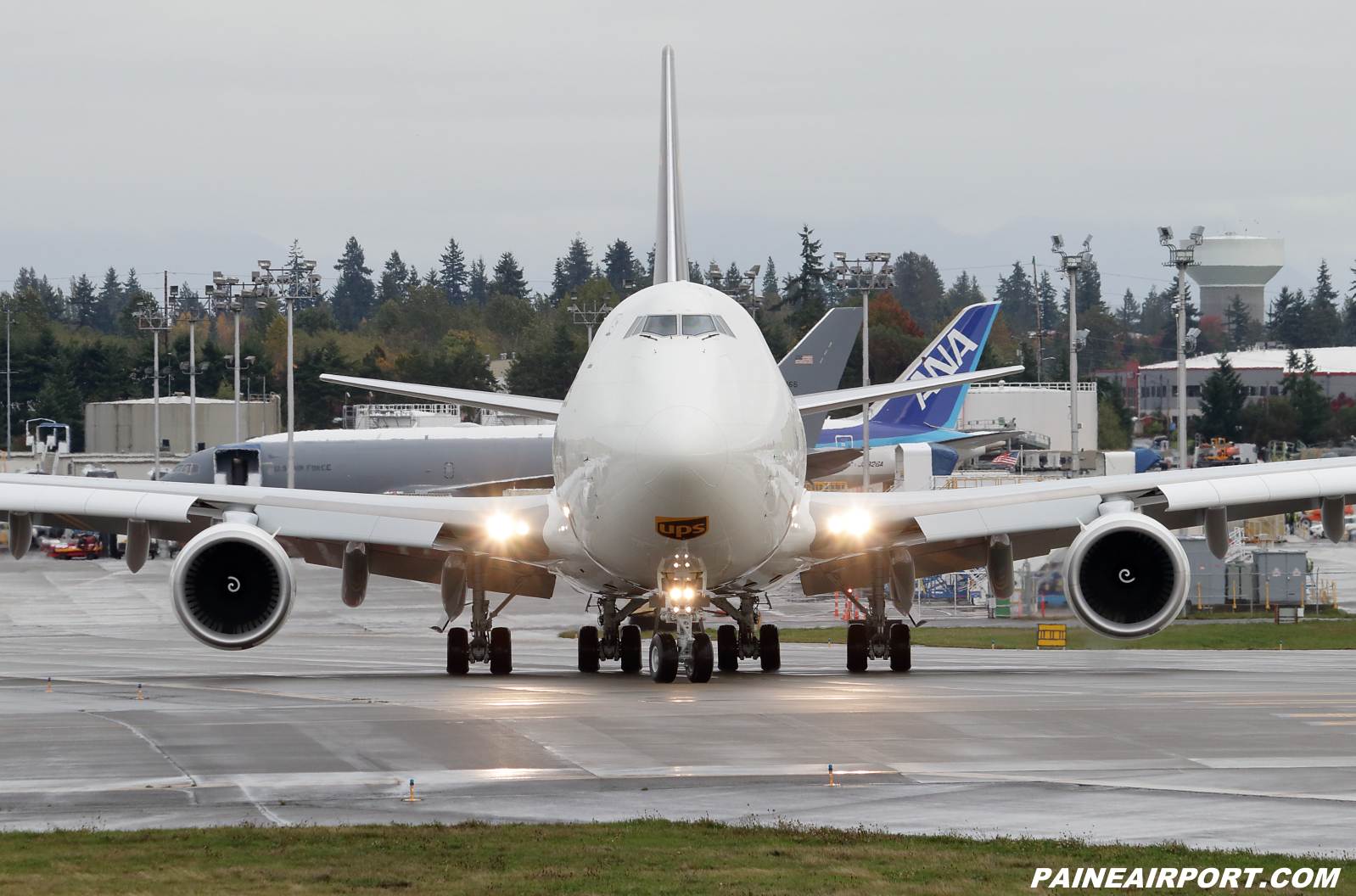 UPS 747-8F N630UP at KPAE Paine Field
