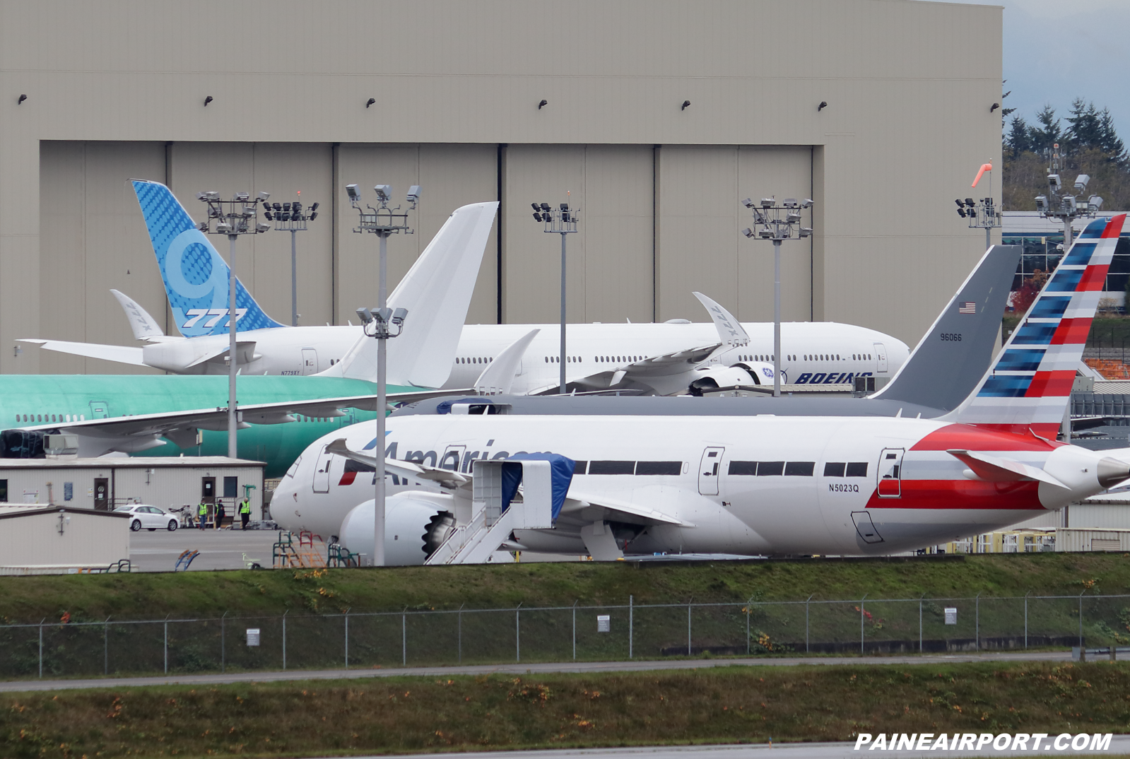 777-9 N779XY at KPAE Paine Field