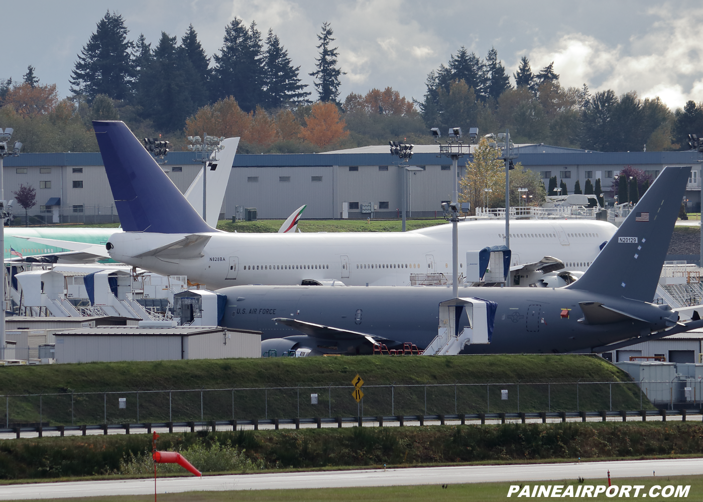 747-8i SU-EGY at KPAE Paine Field