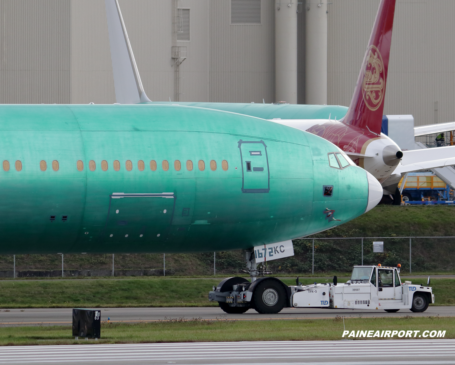 777-9 at KPAE Paine Field