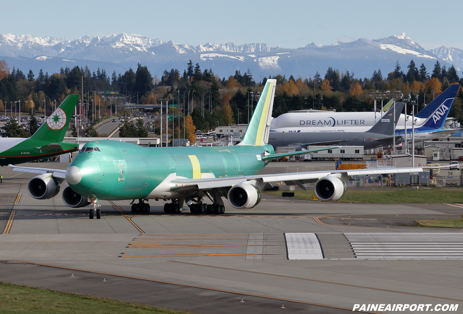 UPS 747-8F N631UP at KPAE Paine Field